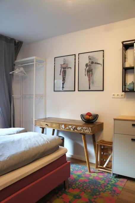 Ruhiges Apartment & Veranda Mit Guter Anbindung Bochum Bagian luar foto